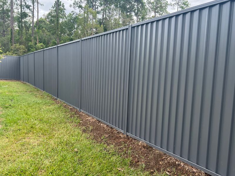4 colorbond panel boundary fence