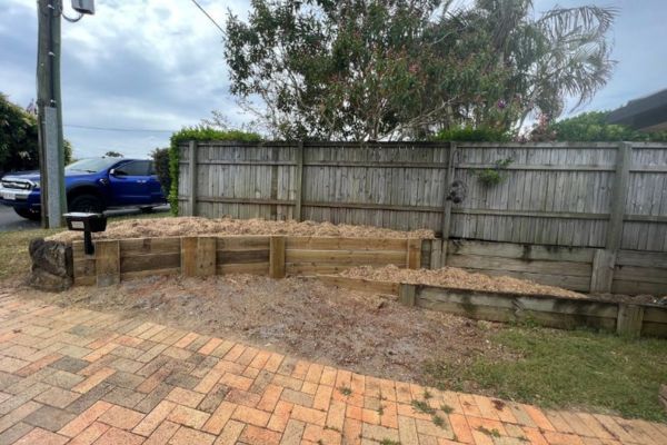 timber retaining wall caboolture